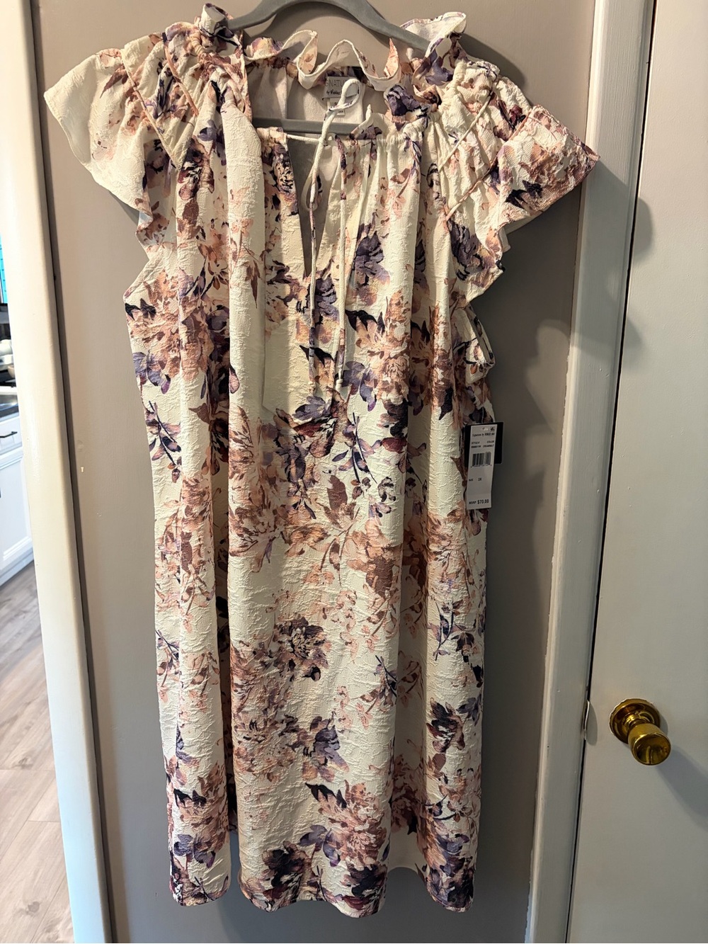 Robbie Bee Cream Floral Tie-Front Ruffle sleeve Dress